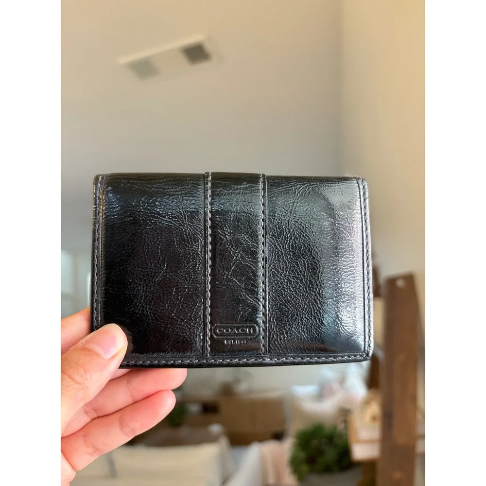Coach Black Patent Leather Bifold Card Case Wallet with ID Window Est 1941